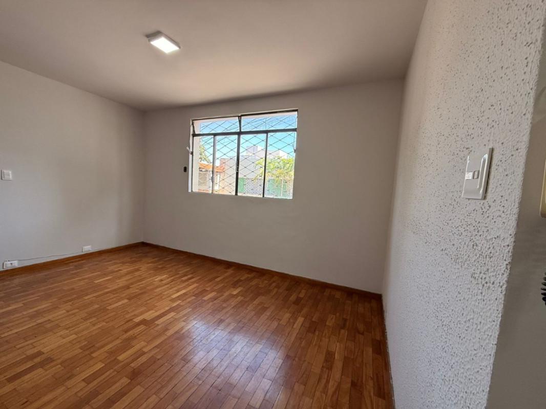 Apartamento, Sagrada Família, 2 Quartos, 1 Vaga