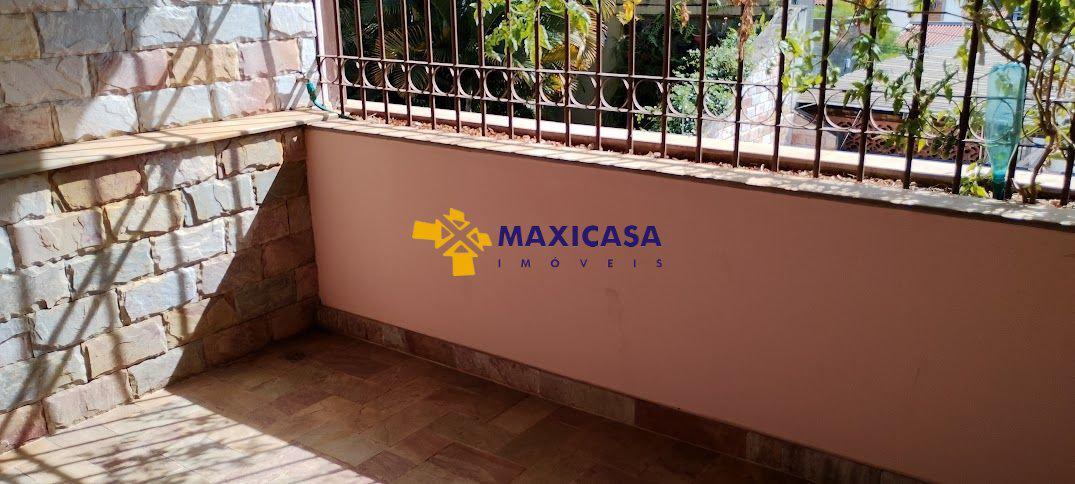 Casa, São José (pampulha), 6 Quartos, 4 Vagas, 2 Suítes