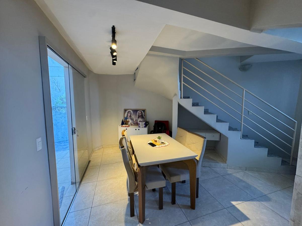 Casa, Cachoeirinha, 2 Quartos, 2 Vagas