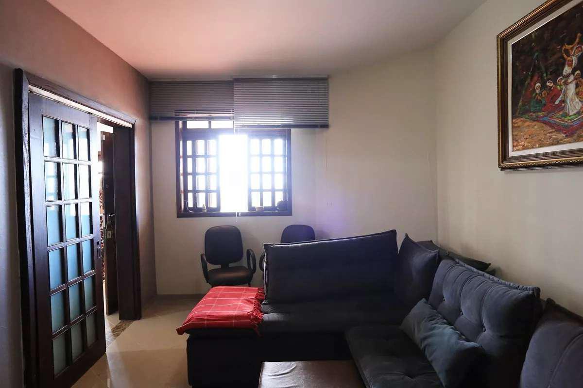 Casa, Mangabeiras, 4 Quartos, 4 Vagas, 1 Suíte
