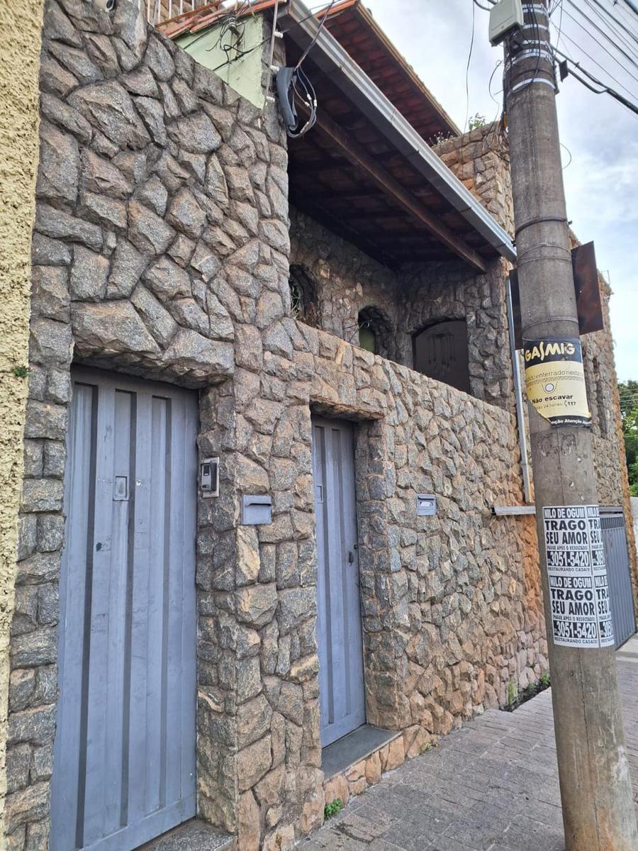 Casa, João Pinheiro, 4 Quartos, 0 Vaga, 2 Suítes