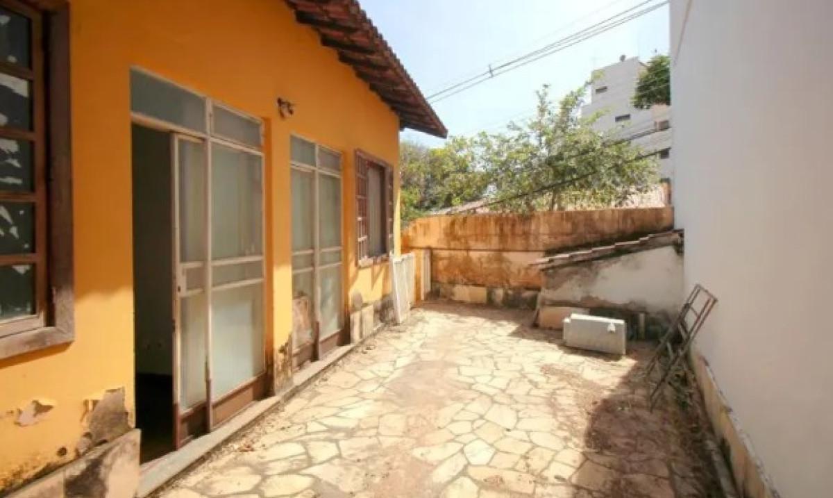 Casa, Santa Lúcia, 6 Quartos, 3 Vagas, 1 Suíte