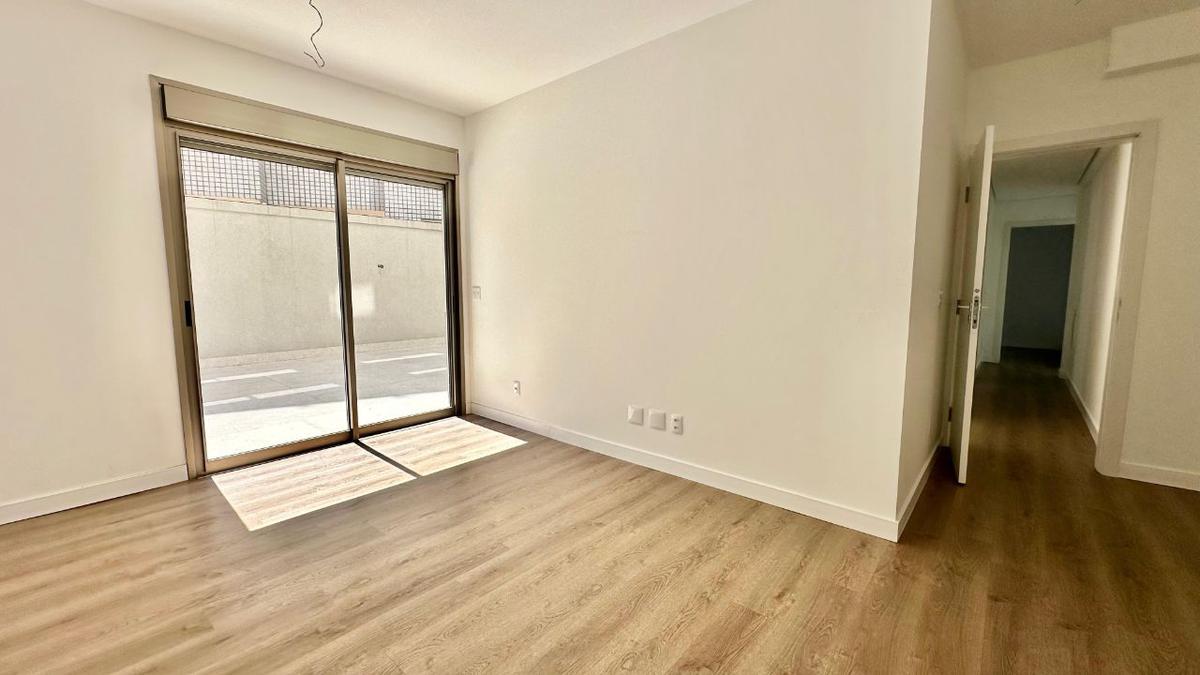 Apartamento, Cruzeiro, 4 Quartos, 4 Vagas, 2 Suítes