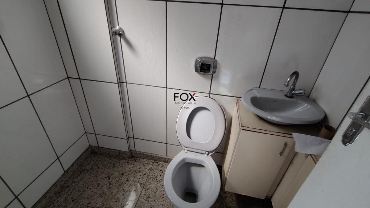 Sala, Barreiro, 0 Quarto, 0 Vaga