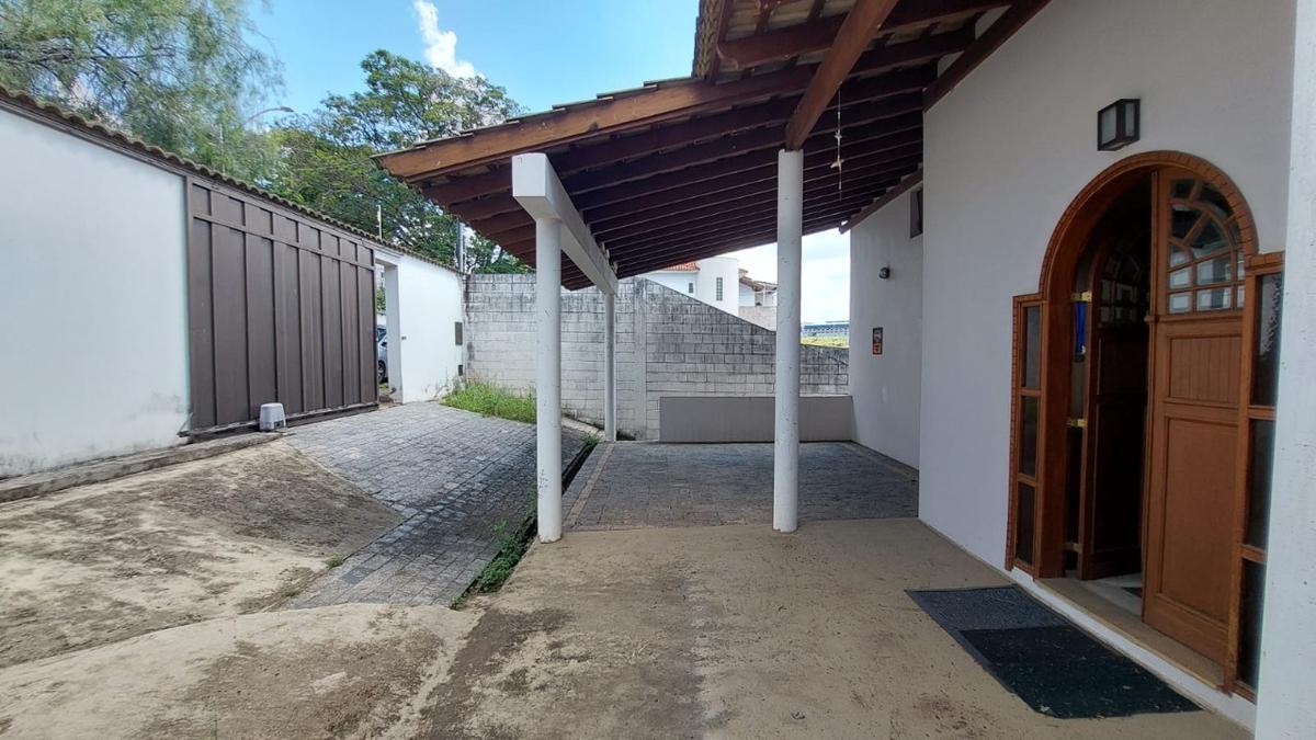 Casa, Santa Luiza, 3 Quartos, 2 Vagas, 1 Suíte