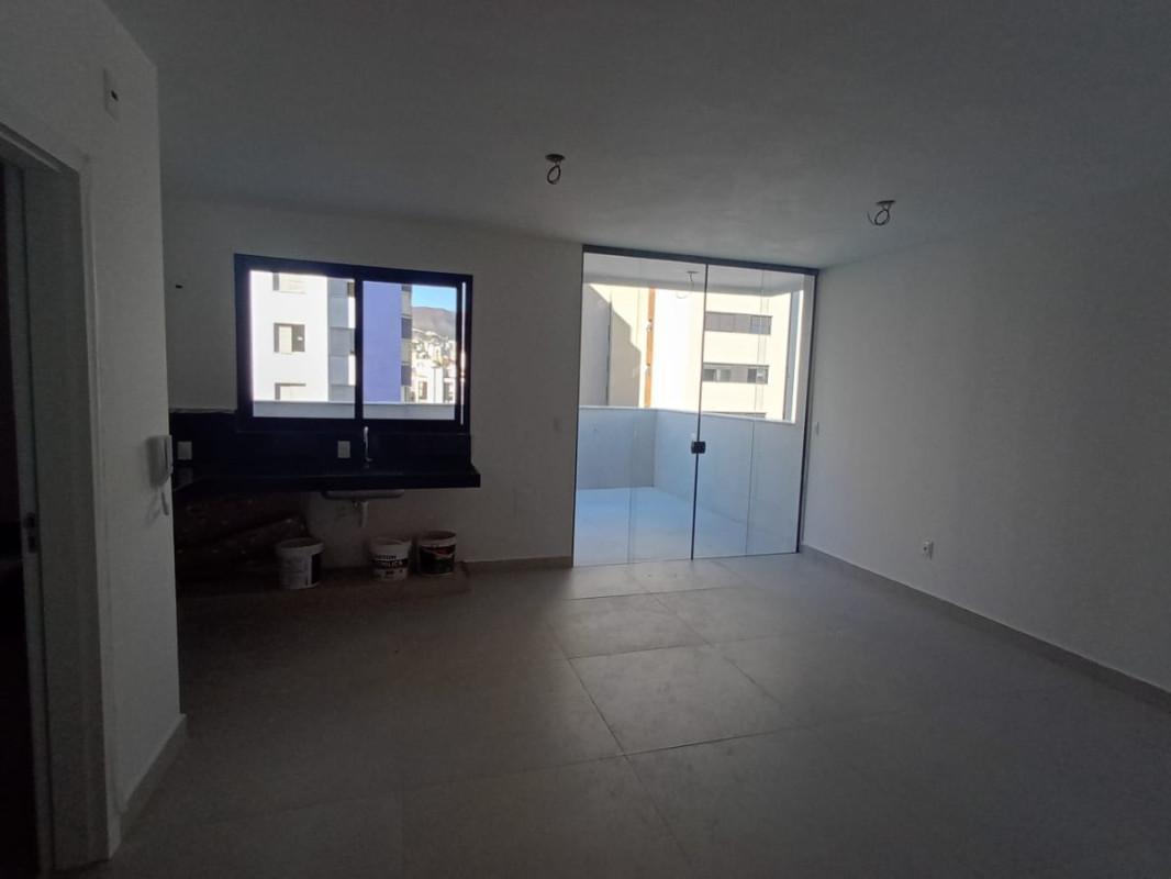 Cobertura, Cruzeiro, 3 Quartos, 2 Vagas, 1 Suíte