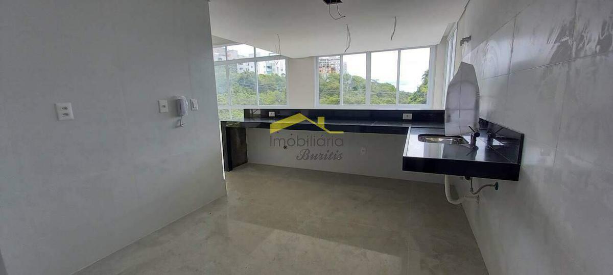 Casa em Condomínio, Buritis, 4 Quartos, 3 Vagas, 4 Suítes