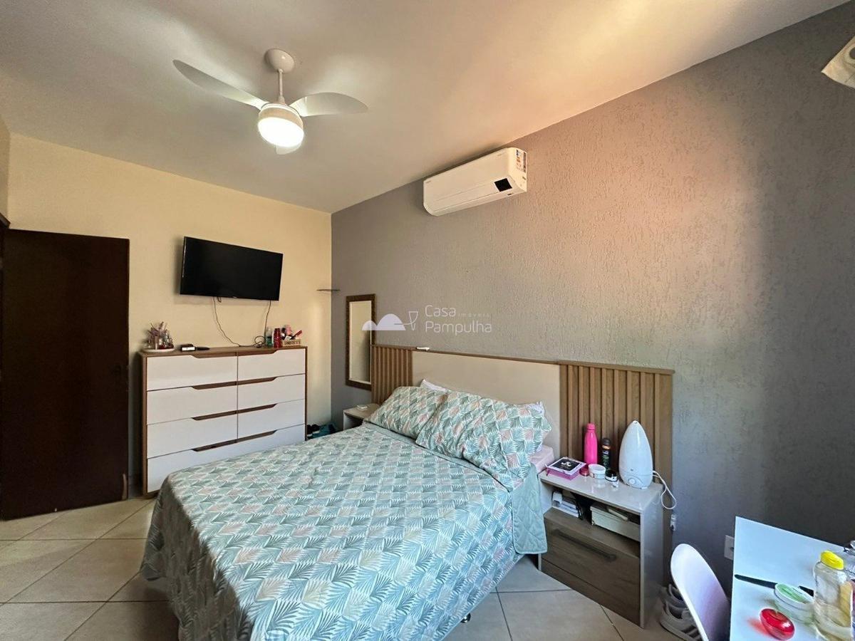 Casa, Itapoã, 4 Quartos, 2 Vagas, 1 Suíte