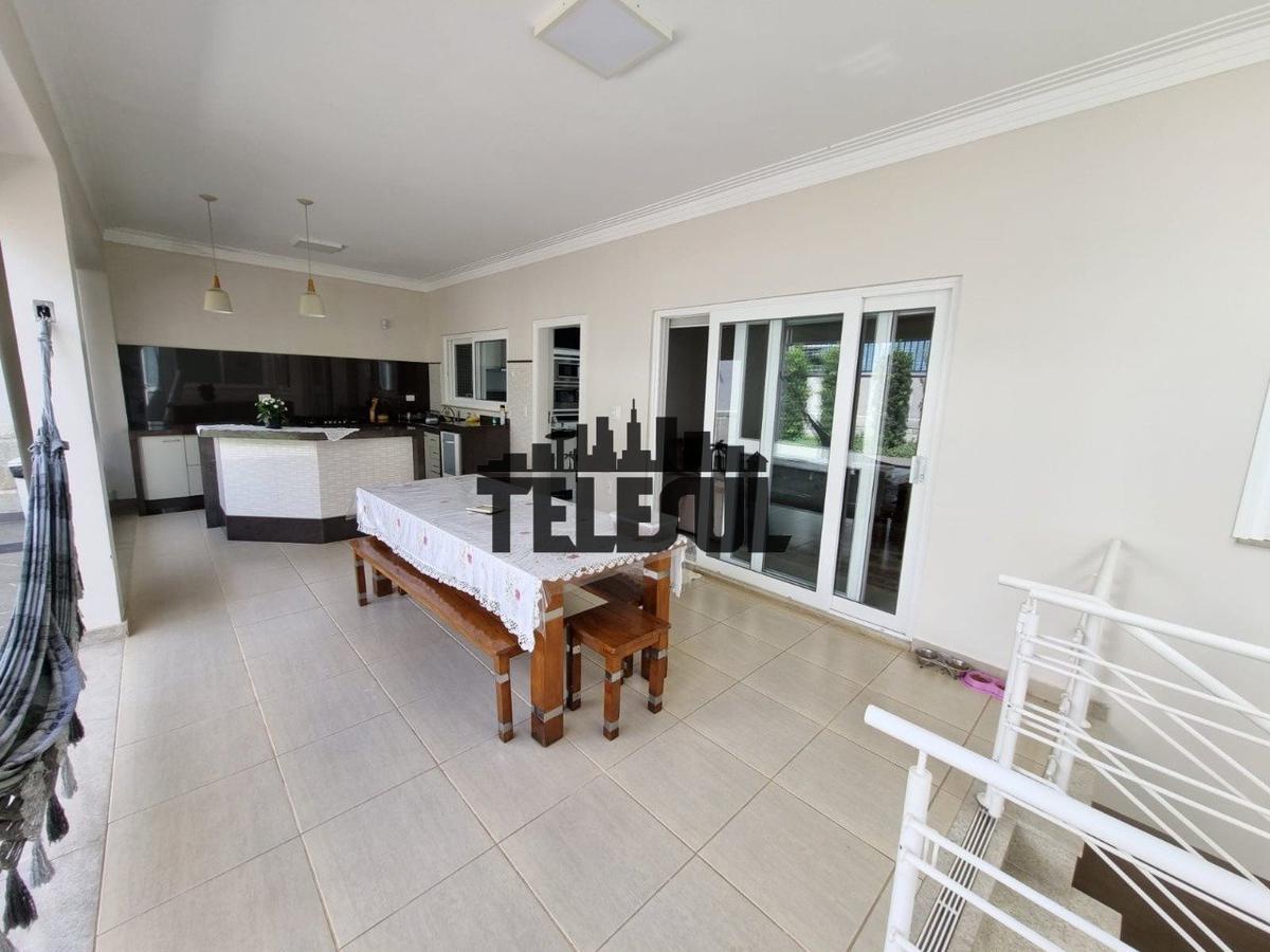 Casa, Jardim Europa, 3 Quartos, 6 Vagas, 2 Suítes