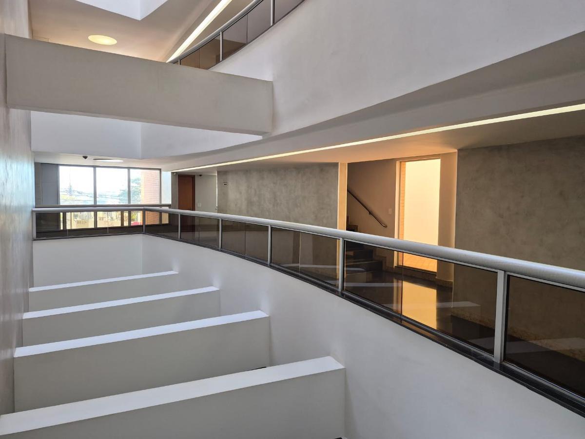 Sala, São Bento, 0 Quarto, 0 Vaga