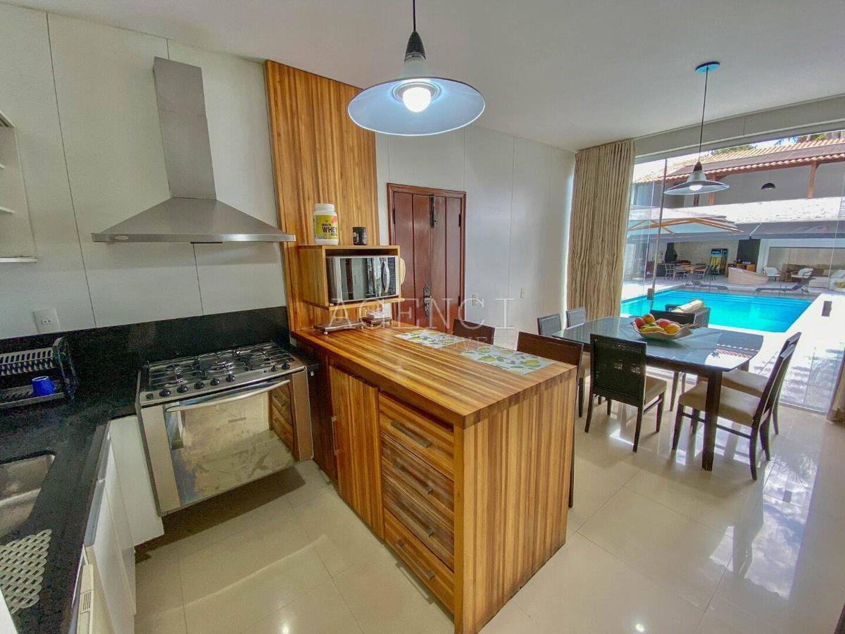 Casa, Bandeirantes (pampulha), 5 Quartos, 0 Vaga, 5 Suítes