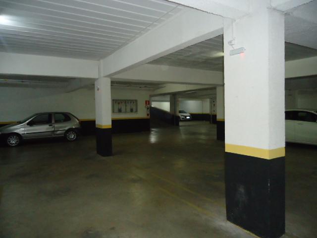 Garagem, União, 0 Quarto, 1 Vaga