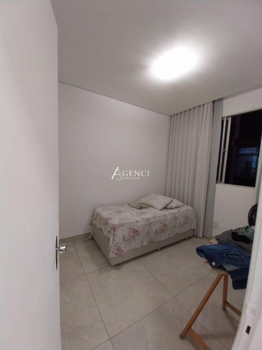 Apartamento, Glória, 2 Quartos, 0 Vaga, 0 Suíte