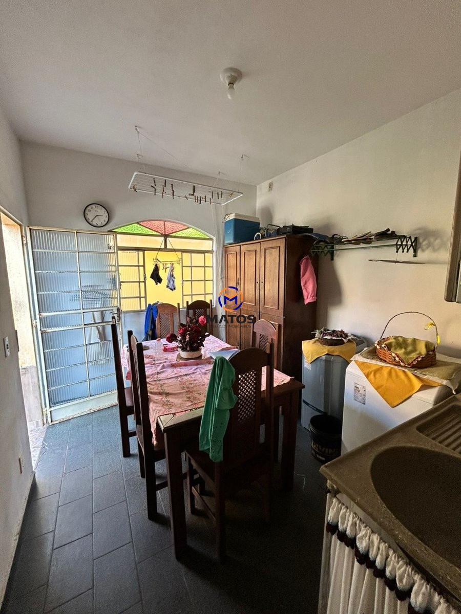 Casa, Baronesa (são Benedito), 3 Quartos, 4 Vagas