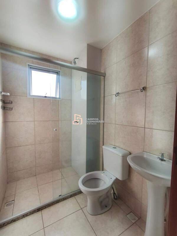 Apartamento, Santa Helena (barreiro), 2 Quartos, 1 Vaga
