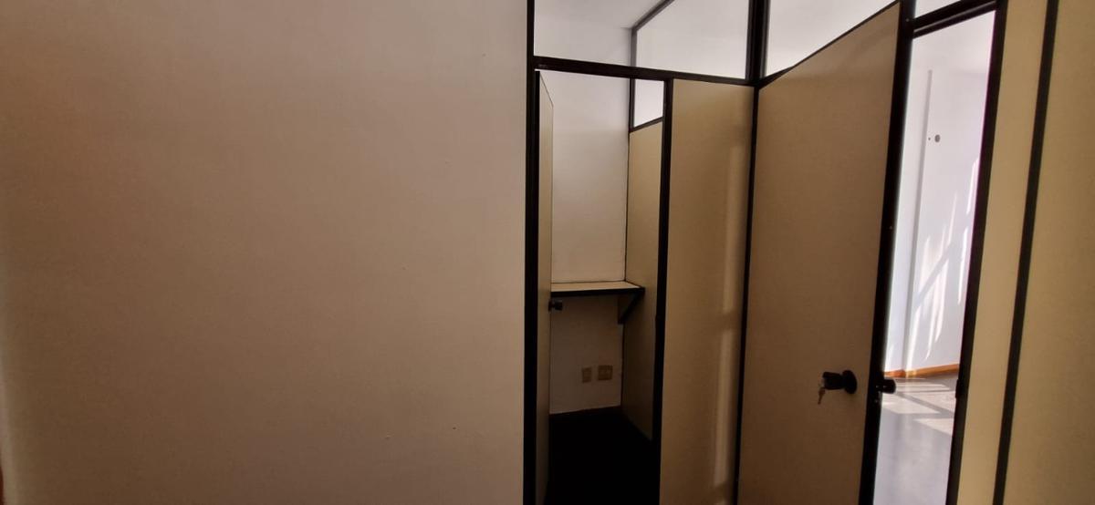 Sala, São Bento, 0 Quarto, 0 Vaga