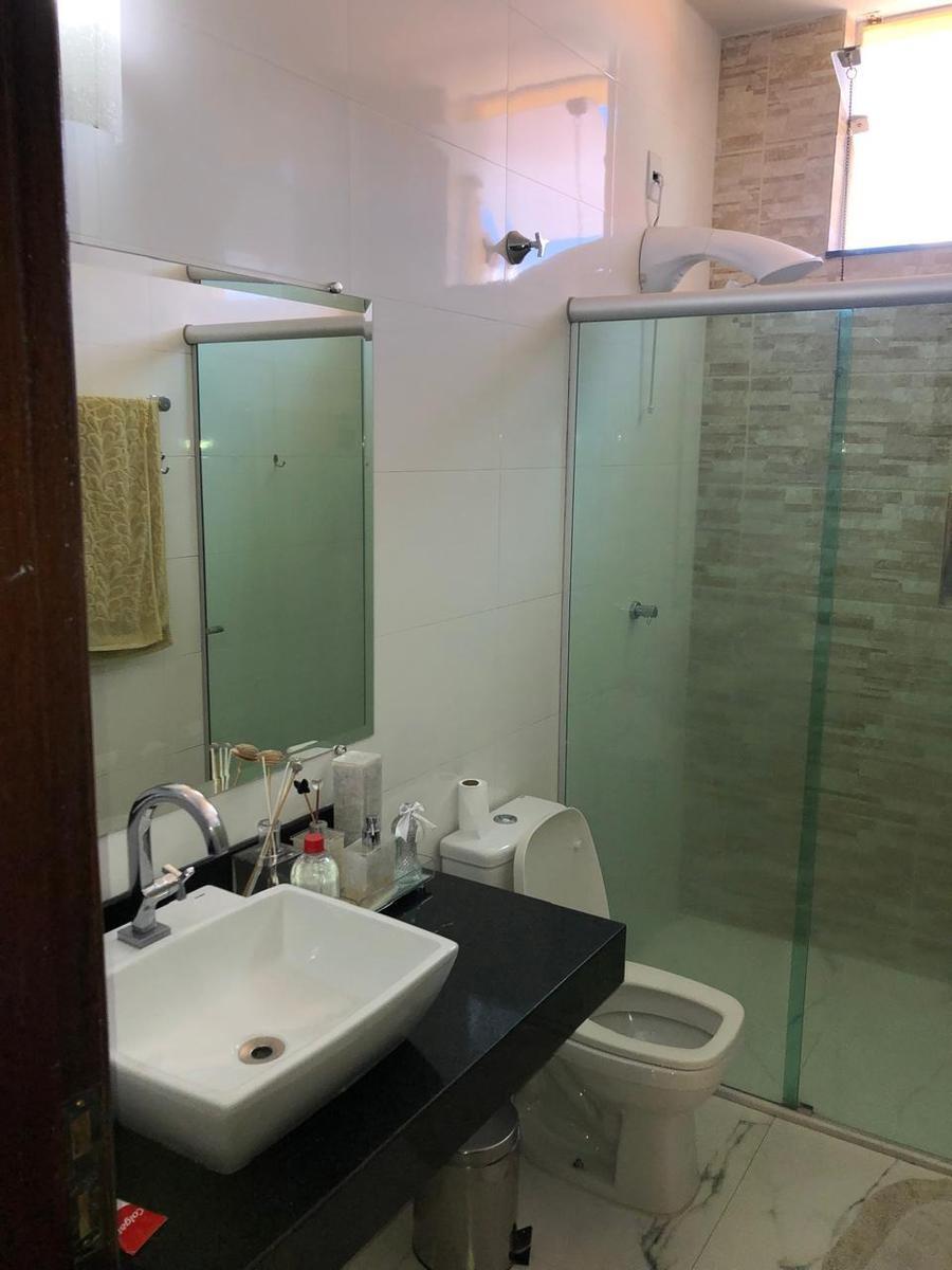 Casa, Floramar, 3 Quartos, 4 Vagas, 1 Suíte