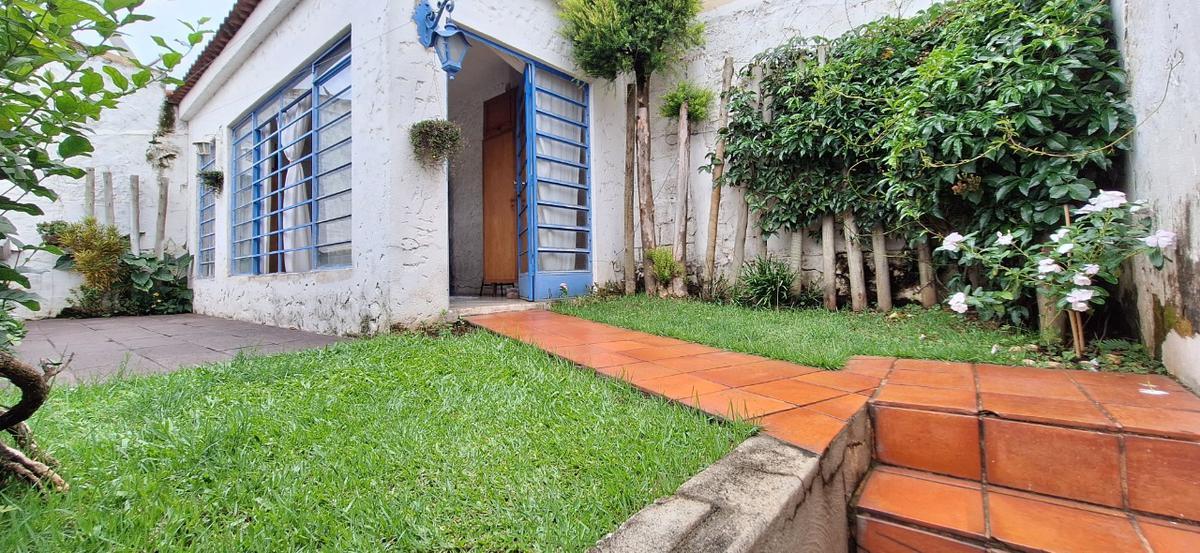 Casa, Tirol, 2 Quartos, 1 Vaga, 1 Suíte