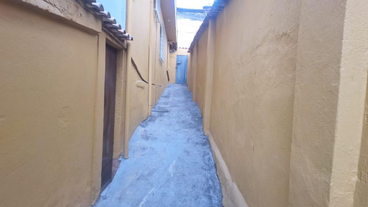 Casa, Cinquentenário, 1 Quarto, 0 Vaga