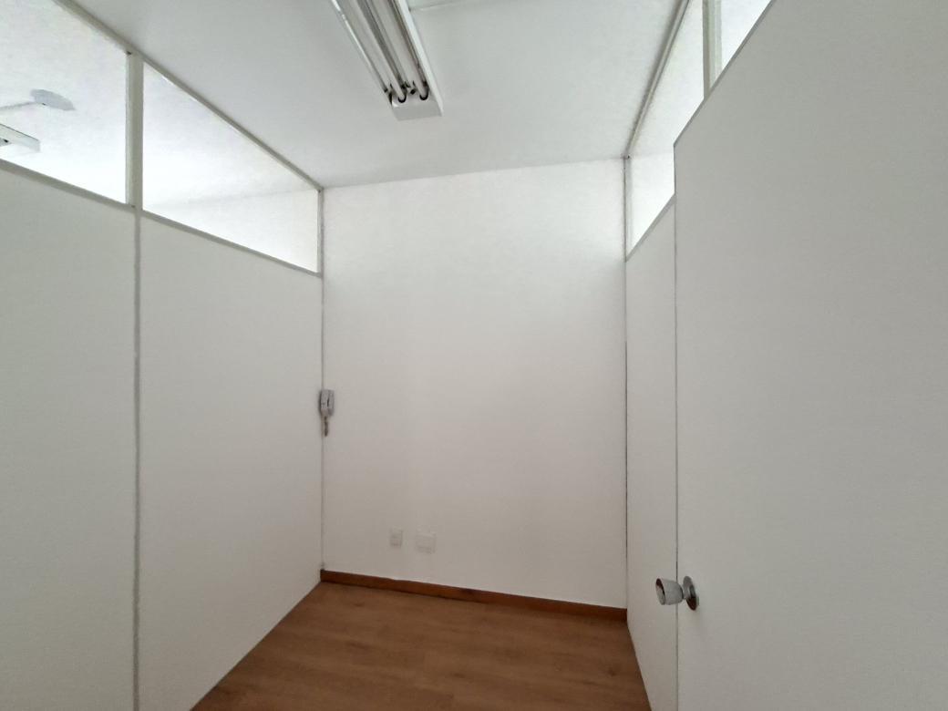 Sala, Savassi, 0 Quarto, 1 Vaga