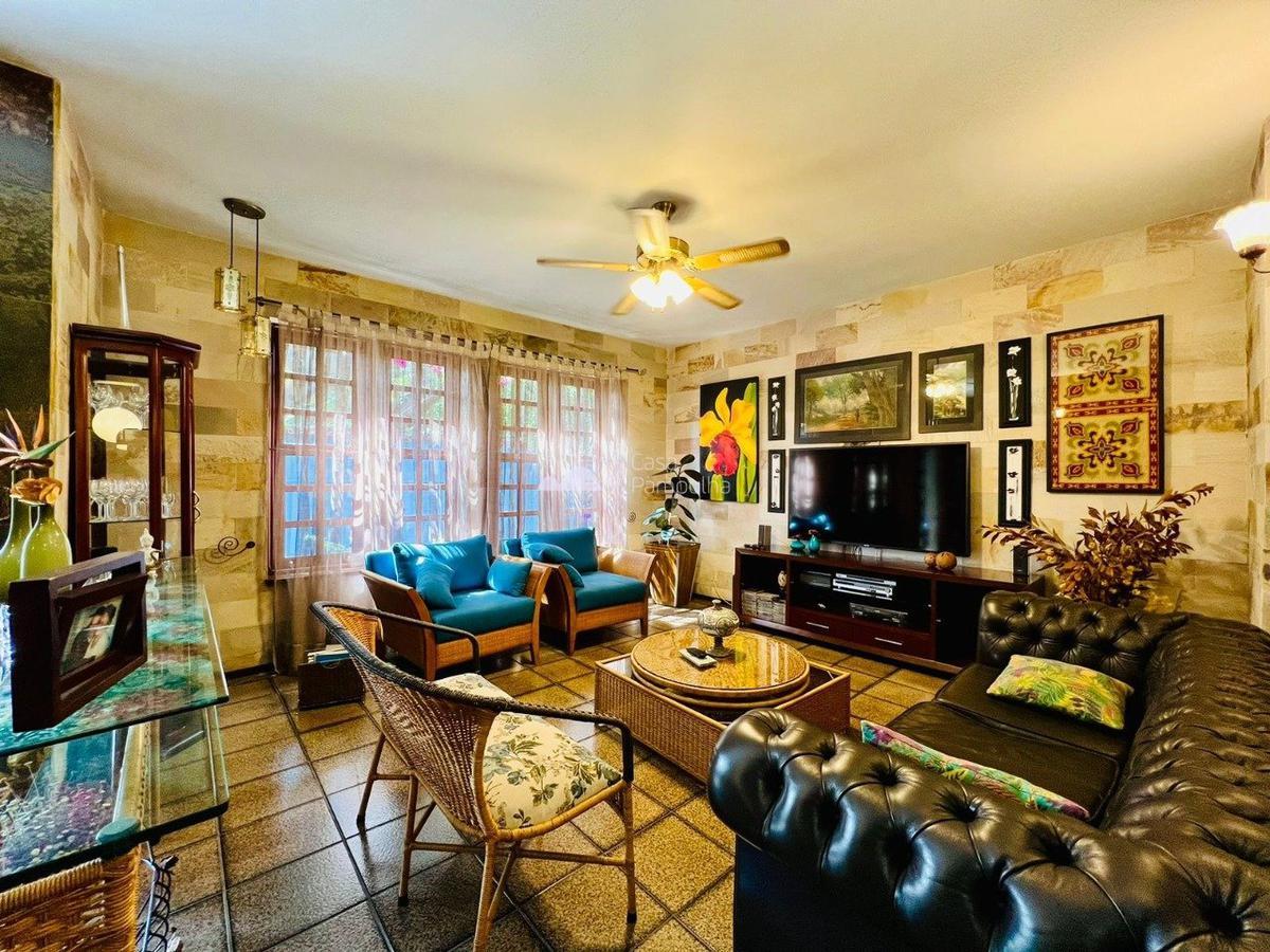 Casa, Itapoã, 4 Quartos, 3 Vagas, 1 Suíte