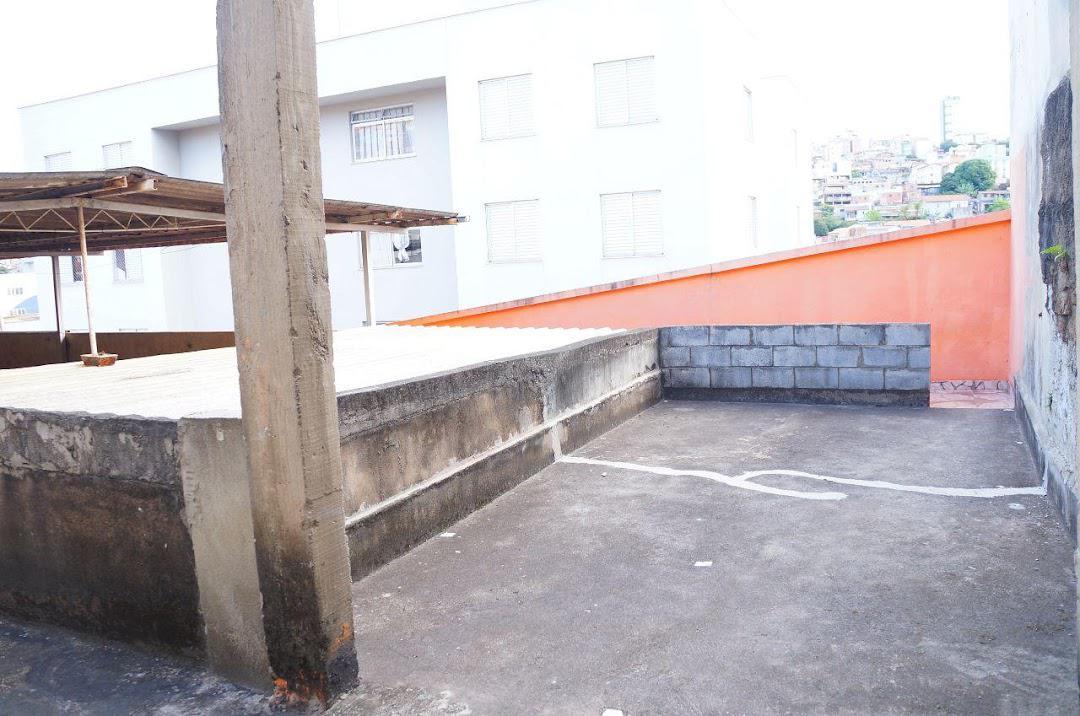 Casa, Nova Granada, 4 Quartos, 2 Vagas, 1 Suíte
