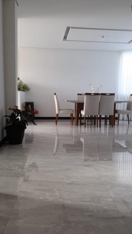 Casa, Masterville, 4 Quartos, 4 Vagas, 1 Suíte