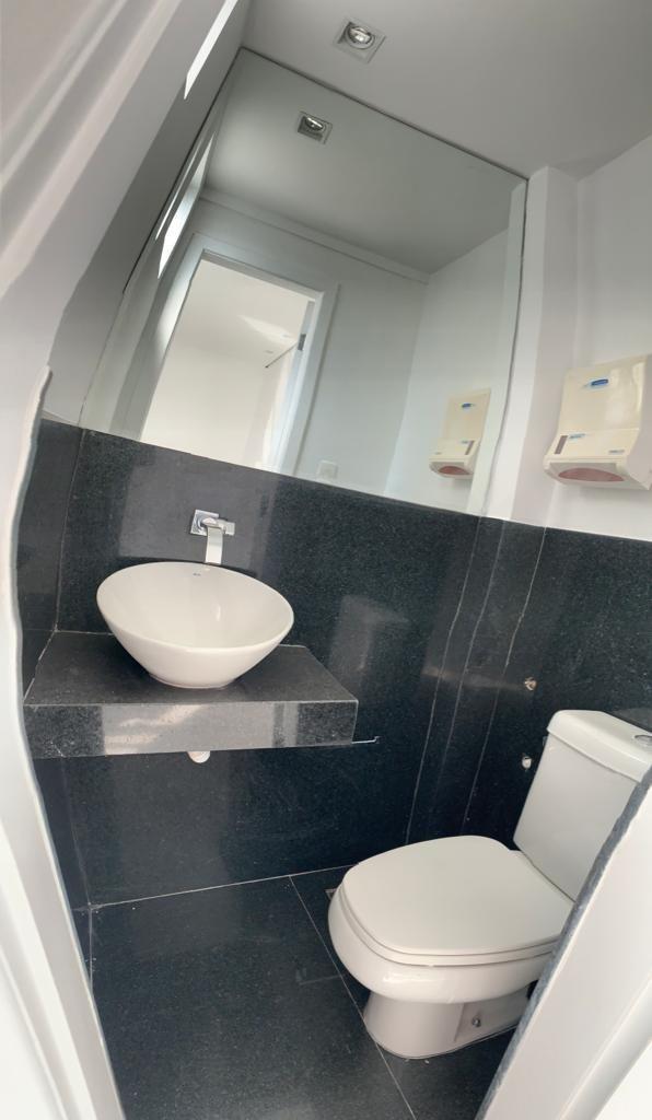 Sala, Centro, 0 Quarto, 4 Vagas