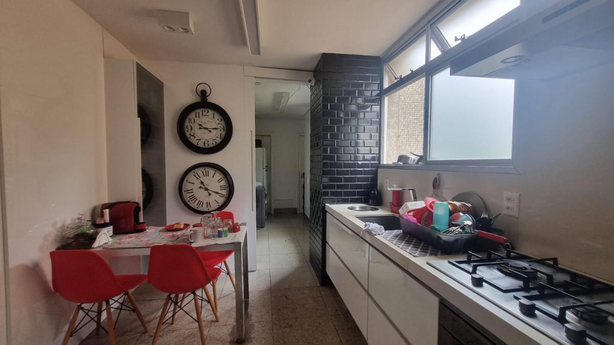Apartamento, Anchieta, 4 Quartos, 2 Vagas, 1 Suíte