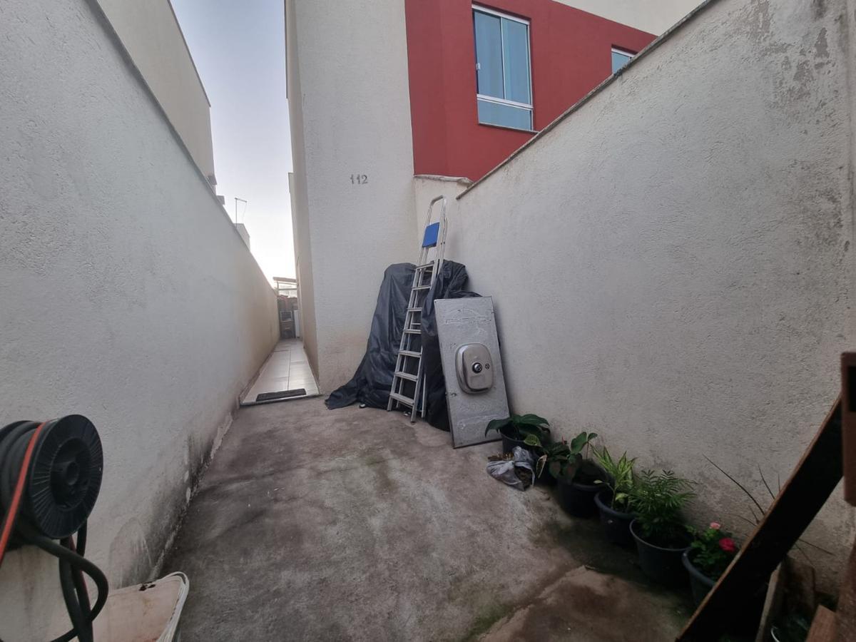 Casa, Eldorado, 2 Quartos, 1 Vaga