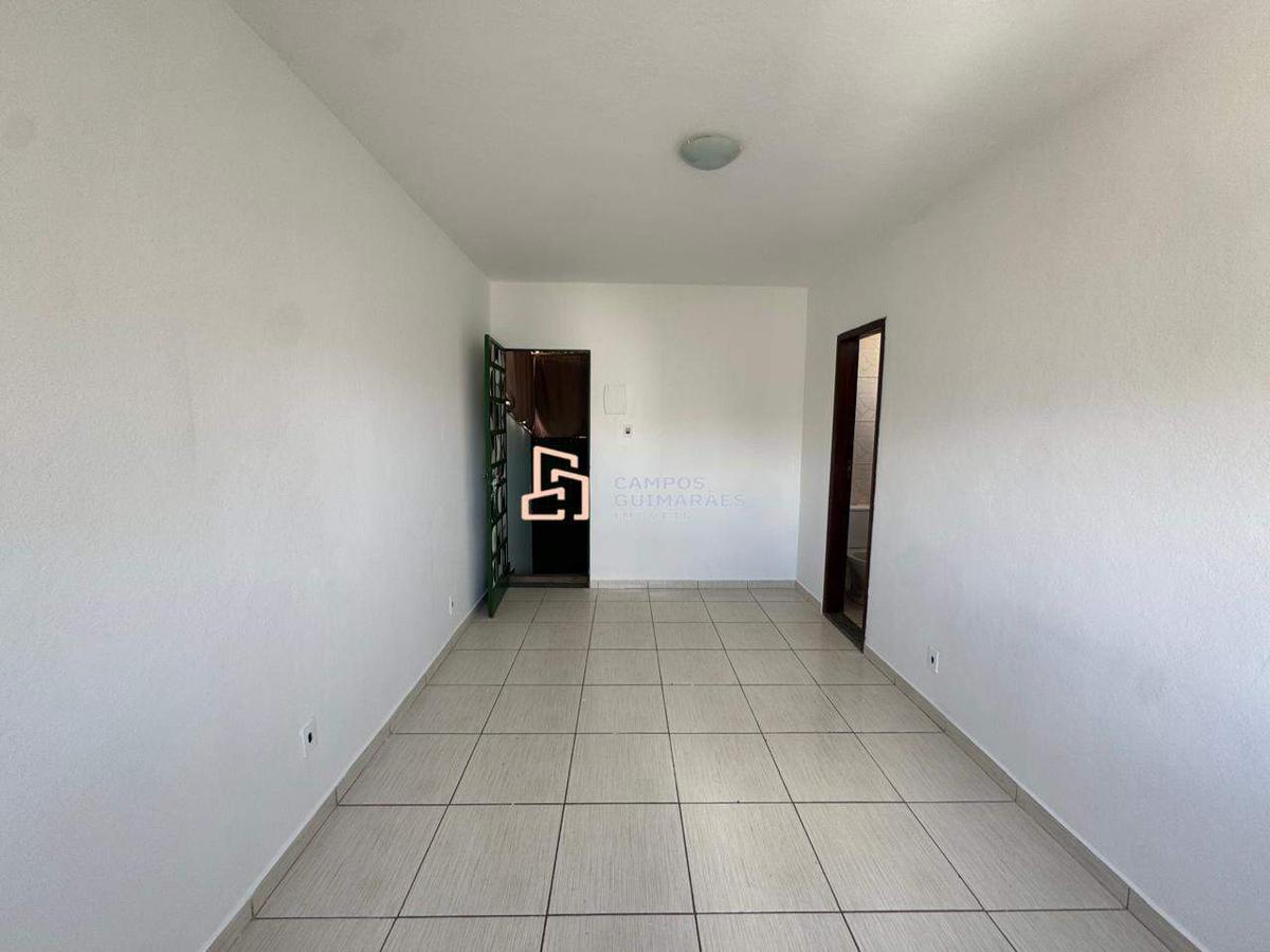 Casa, Milionários, 1 Quarto, 1 Vaga, 1 Suíte