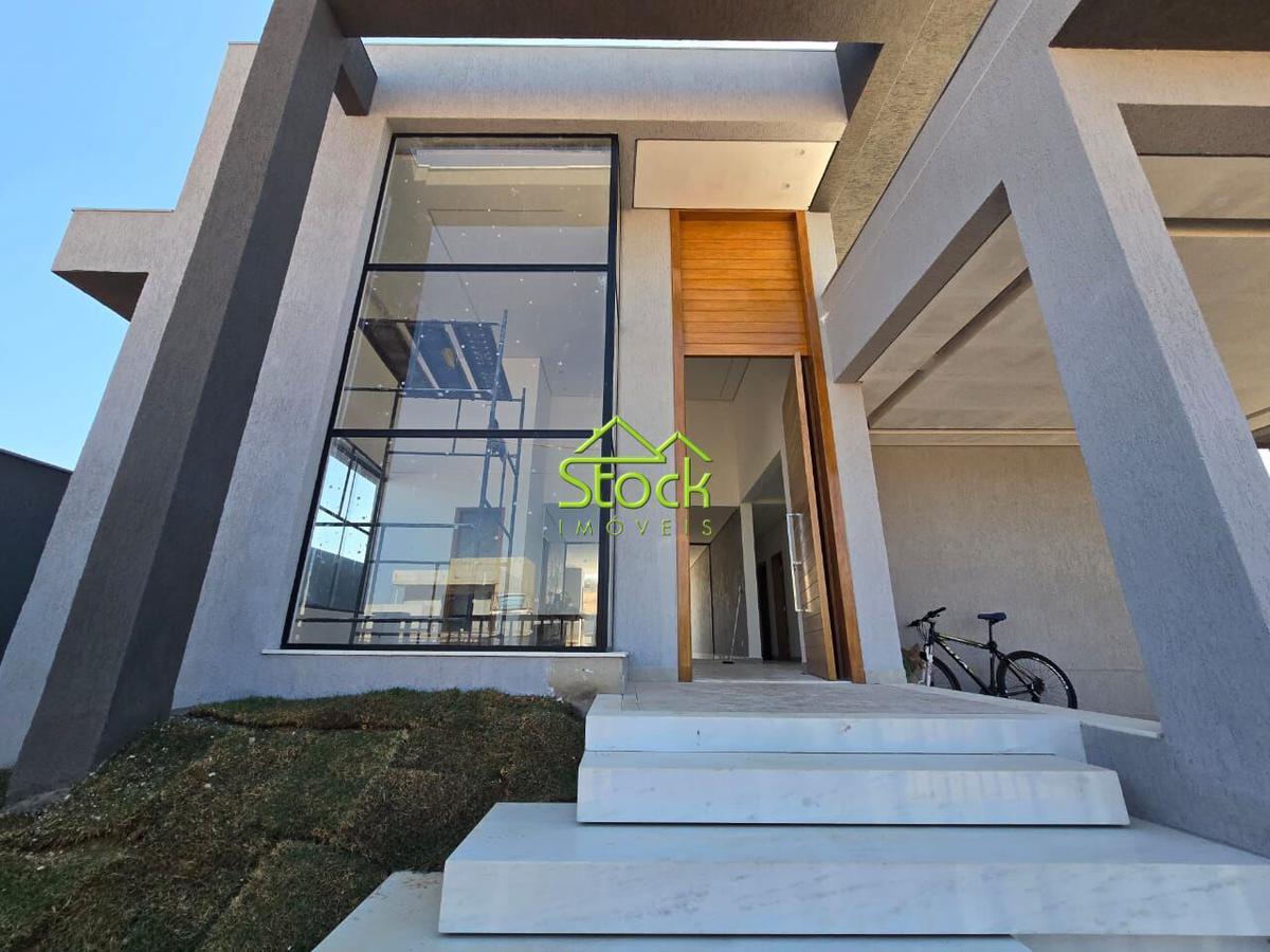 Casa, Jardins Village, 3 Quartos, 2 Vagas, 1 Suíte