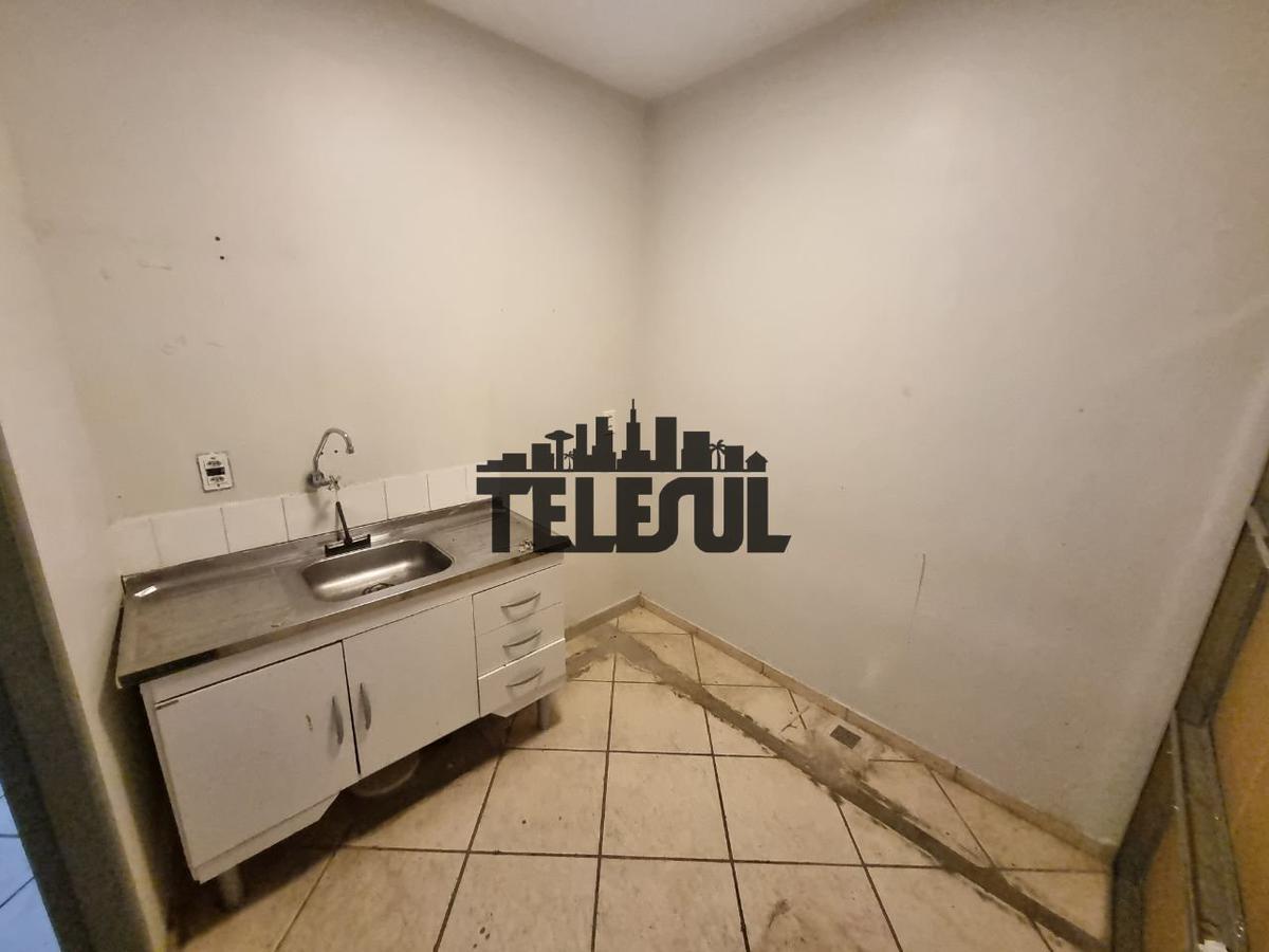 Galpão, Centro, 0 Quarto, 0 Vaga