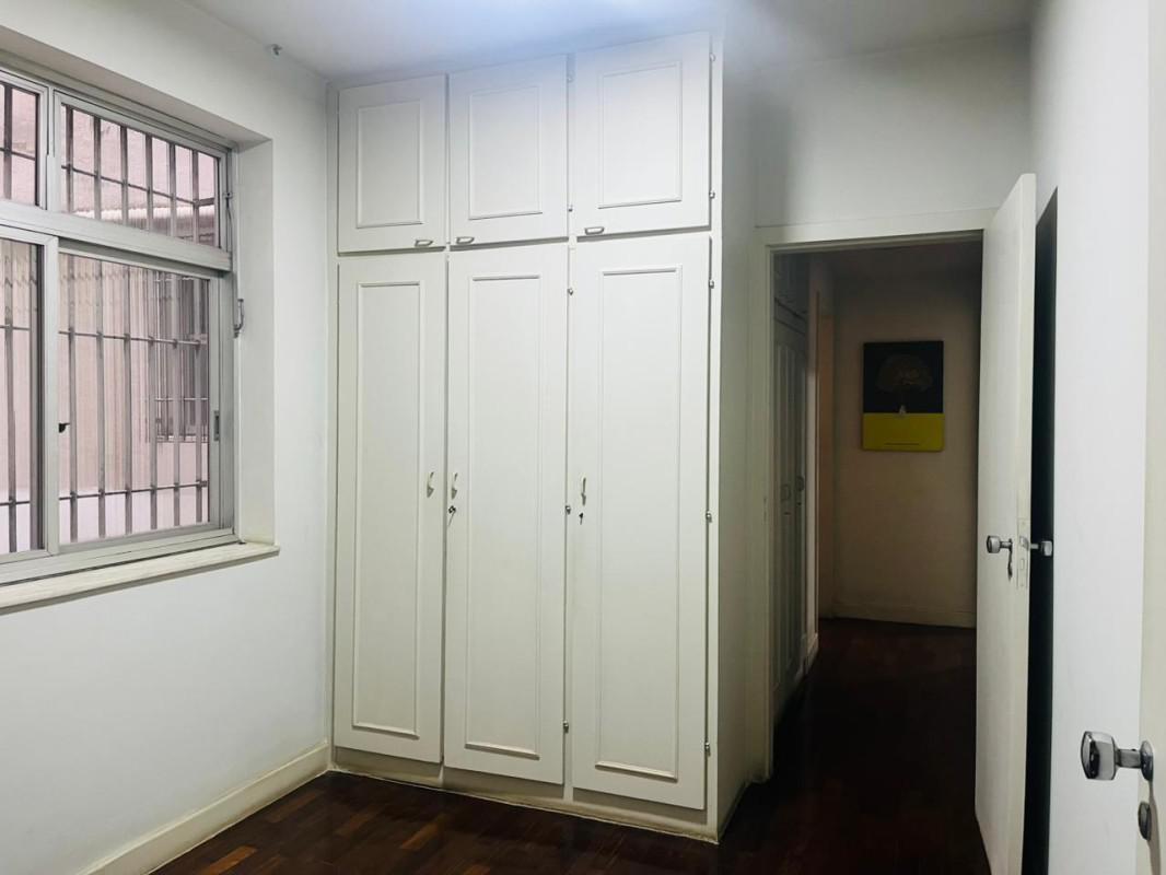 Apartamento, Funcionários, 4 Quartos, 2 Vagas, 1 Suíte