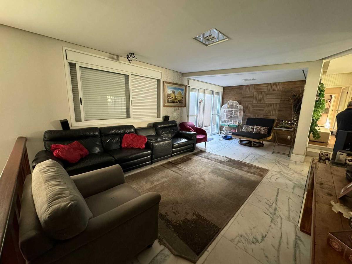 Casa, São José, 4 Quartos, 4 Vagas, 2 Suítes