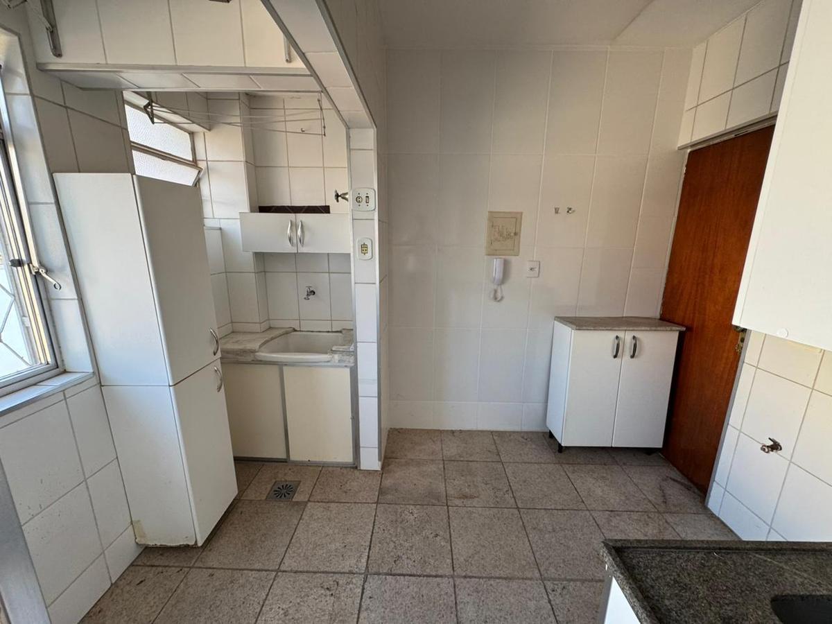 Apartamento, Sagrada Família, 2 Quartos, 1 Vaga