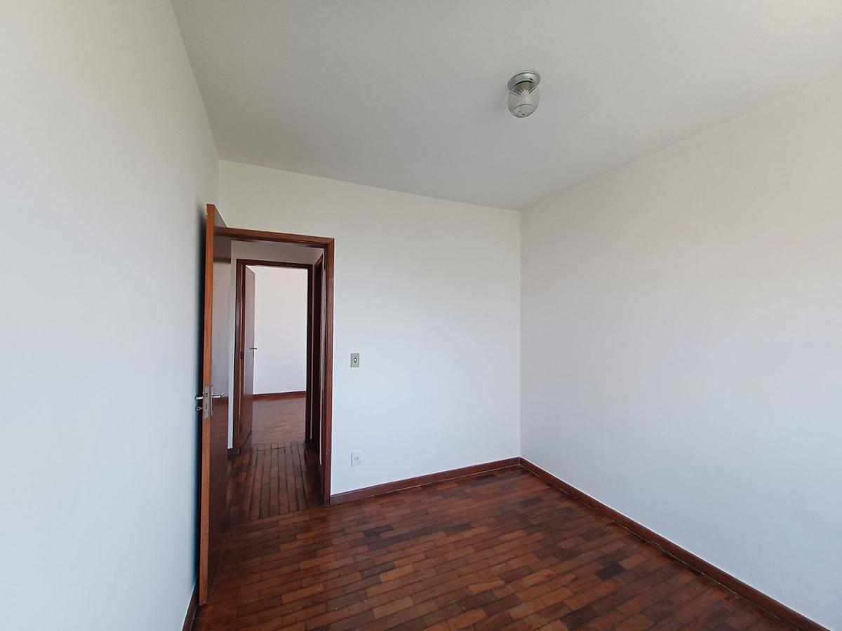 Apartamento, Floresta, 2 Quartos, 1 Vaga, 1 Suíte