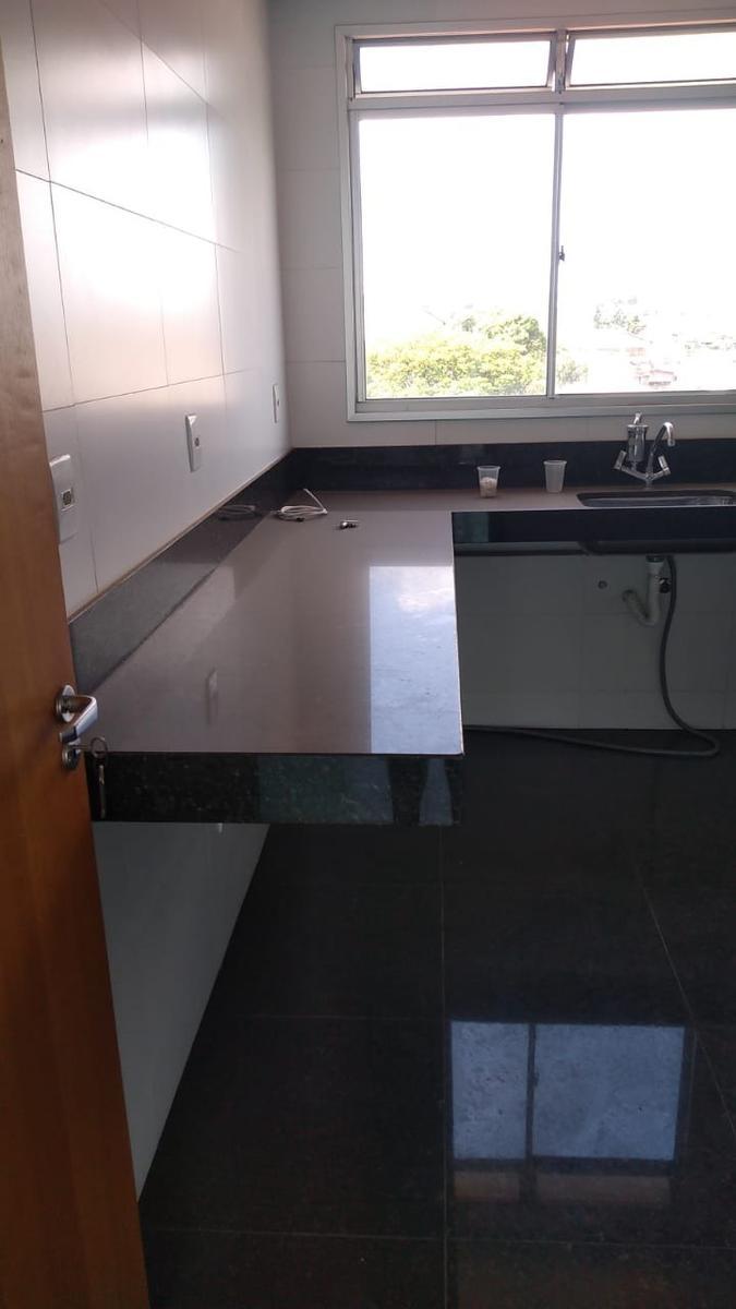 Cobertura, Floramar, 3 Quartos, 2 Vagas, 1 Suíte