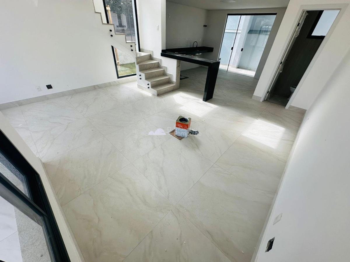 Casa, Planalto, 3 Quartos, 1 Vaga, 1 Suíte
