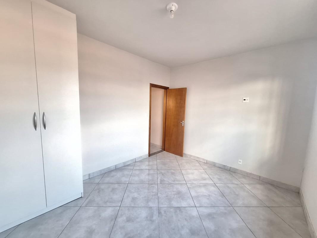 Quitinete, Sagrada Família, 1 Quarto, 0 Vaga