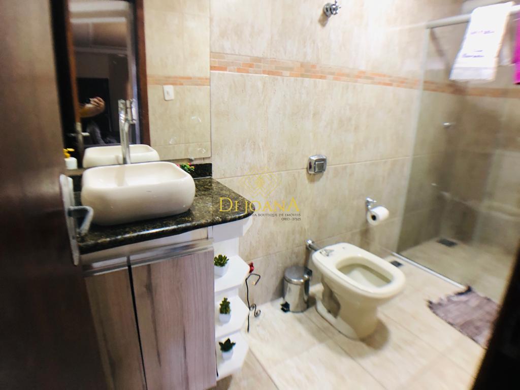 Casa, Jardim Casa Branca, 3 Quartos, 3 Vagas, 1 Suíte