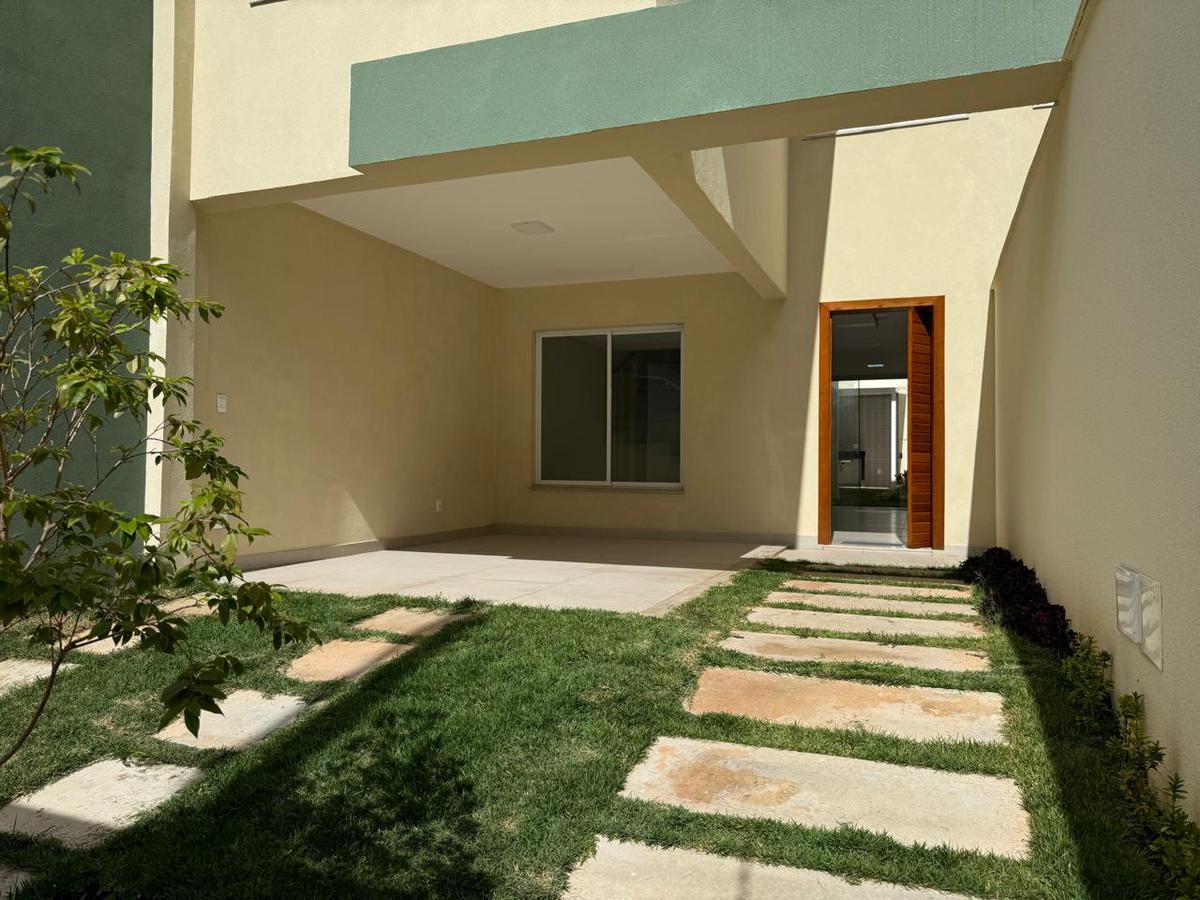 Casa, Nova Floresta, 4 Quartos, 3 Vagas, 2 Suítes