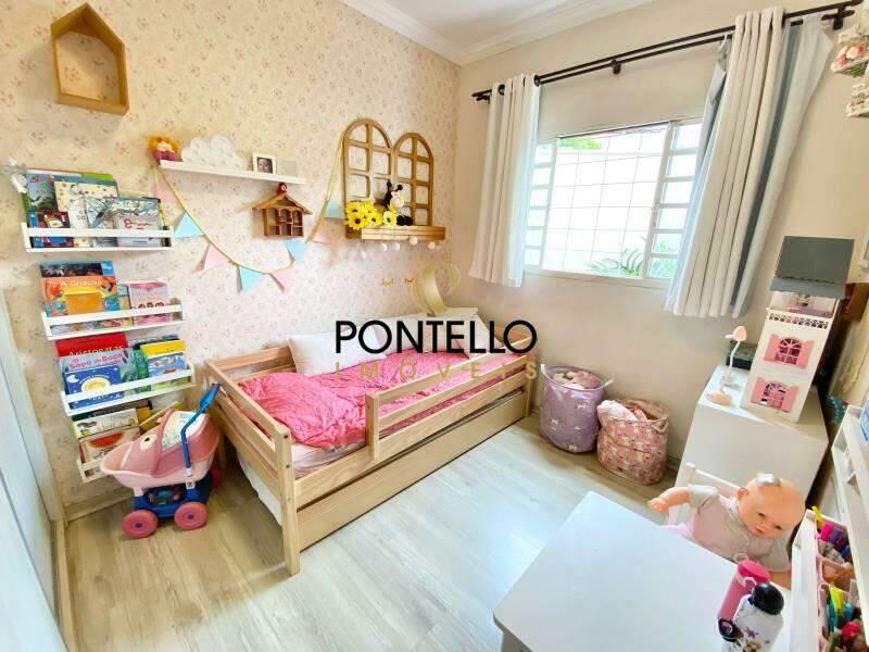 Casa, Trevo, 3 Quartos, 2 Vagas, 1 Suíte