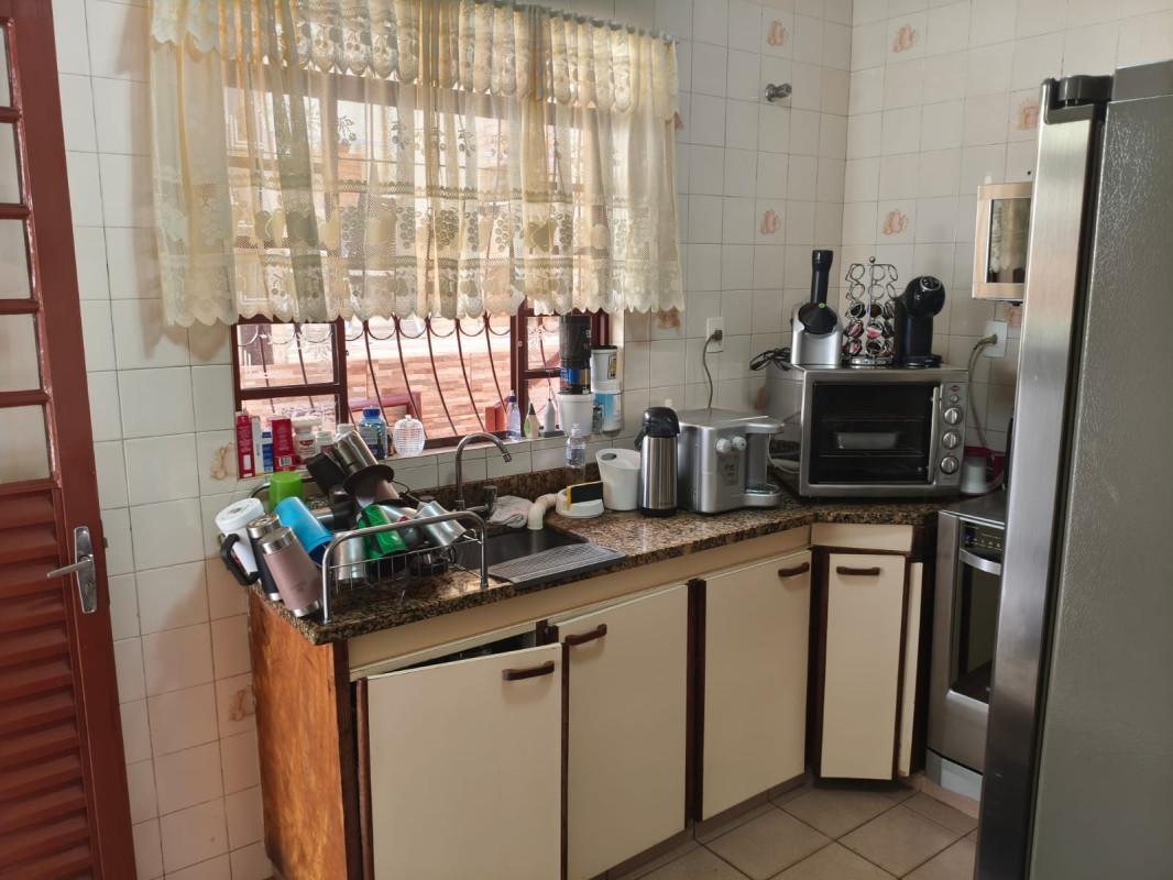 Casa, Alto Caiçaras, 4 Quartos, 3 Vagas, 1 Suíte