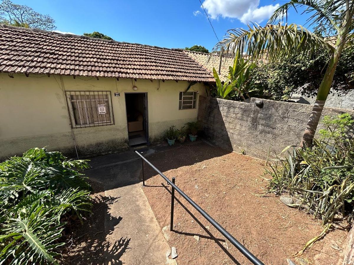 Casa, Horto, 2 Quartos, 2 Vagas