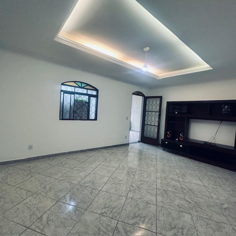 Casa, Jardim América, 2 Quartos, 1 Vaga, 1 Suíte