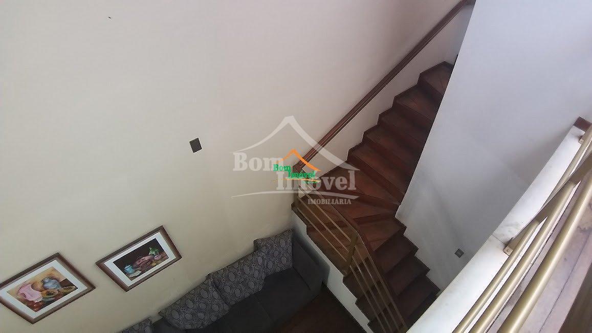 Casa, Centro, 3 Quartos, 2 Vagas, 1 Suíte