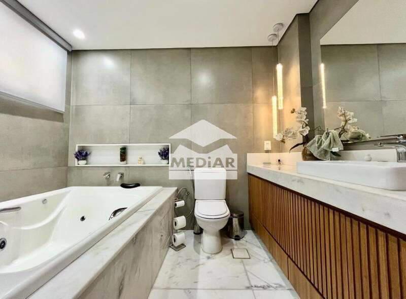 Apartamento, Castelo, 4 Quartos, 3 Vagas, 2 Suítes