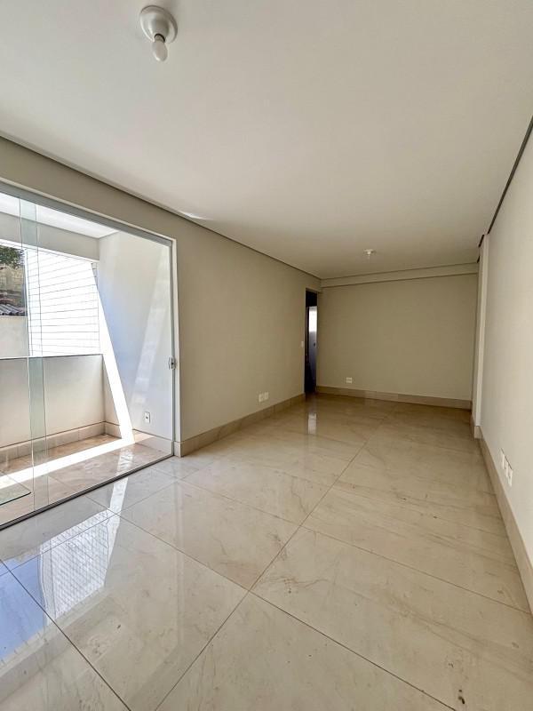 Apartamento, Sagrada Família, 3 Quartos, 2 Vagas, 1 Suíte