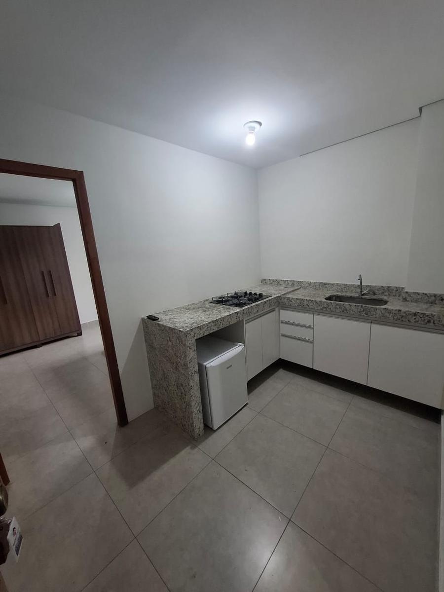 Quitinete, Centro, 1 Quarto, 1 Vaga